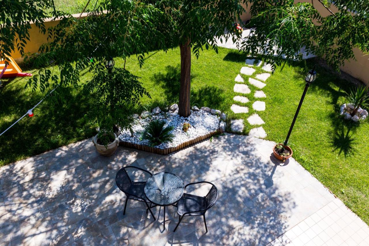 Villa Saraceni Васто Екстериор снимка