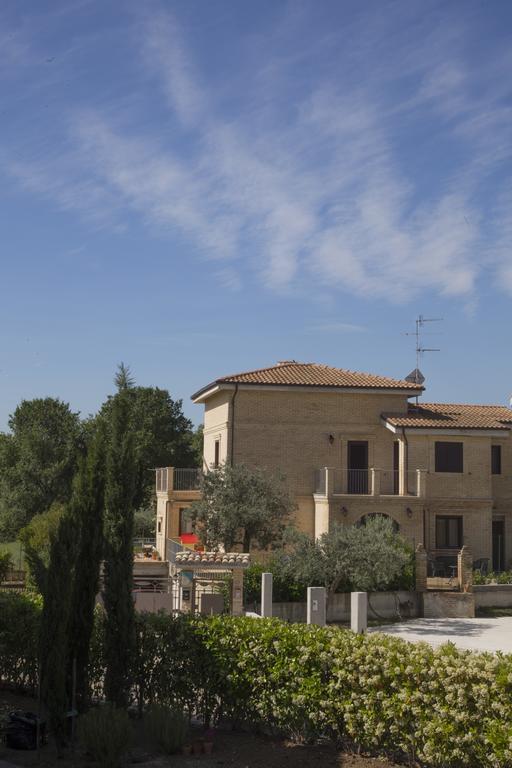 Villa Saraceni Васто Екстериор снимка